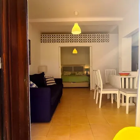 Апартаменты Retreat *